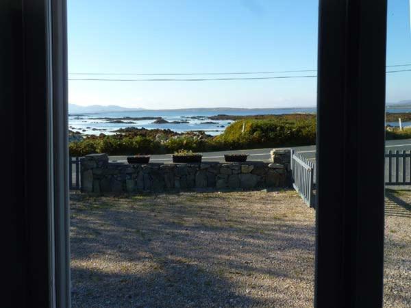 Ti Sheamuis Villa Clifden Exterior photo